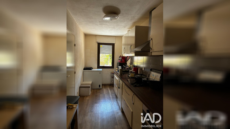 Ma-Cabane - Vente Appartement Salon-de-Provence, 80 m²