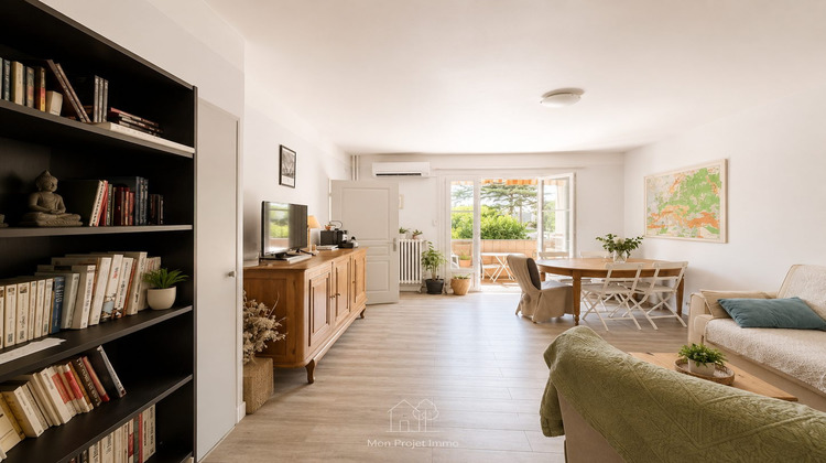 Ma-Cabane - Vente Appartement Salon-de-Provence, 67 m²