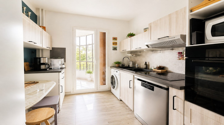Ma-Cabane - Vente Appartement Salon-de-Provence, 67 m²
