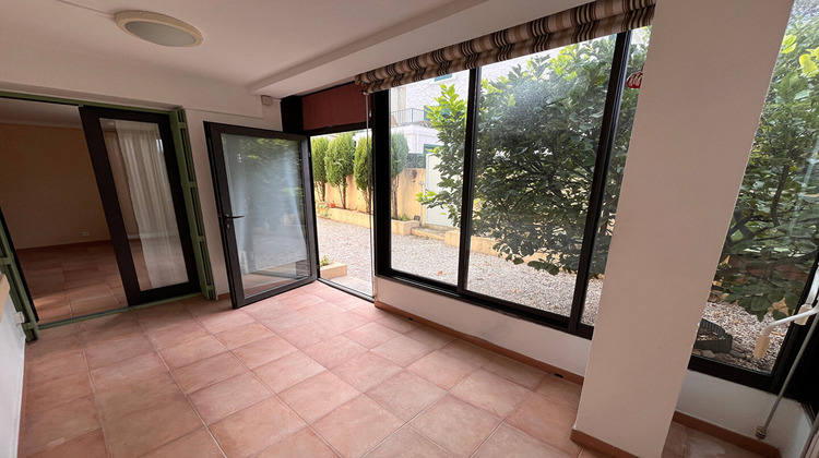 Ma-Cabane - Vente Appartement SANARY-SUR-MER, 67 m²