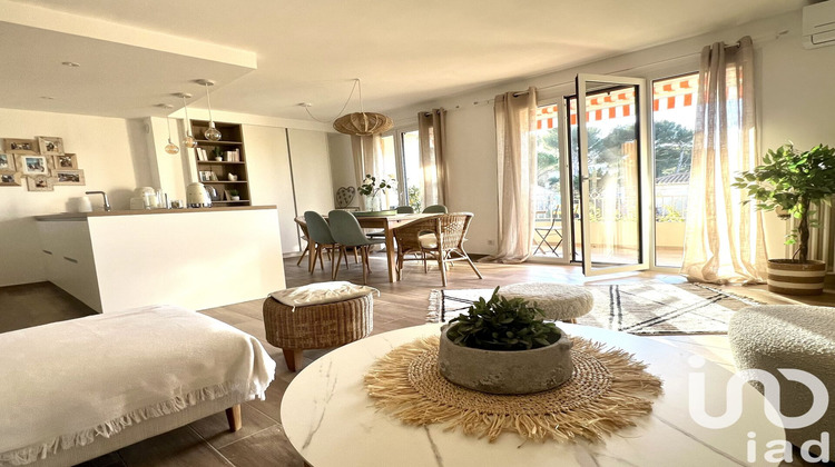 Ma-Cabane - Vente Appartement Sanary-sur-Mer, 60 m²