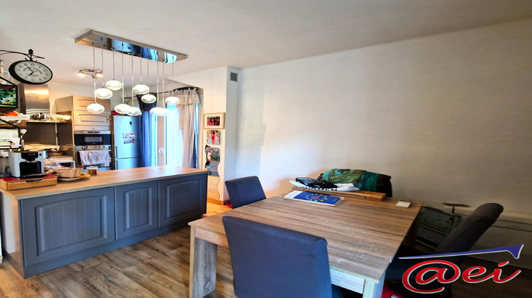 Ma-Cabane - Vente Appartement Sanary-sur-Mer, 55 m²