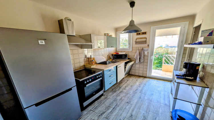 Ma-Cabane - Vente Appartement Sanary-sur-Mer, 84 m²