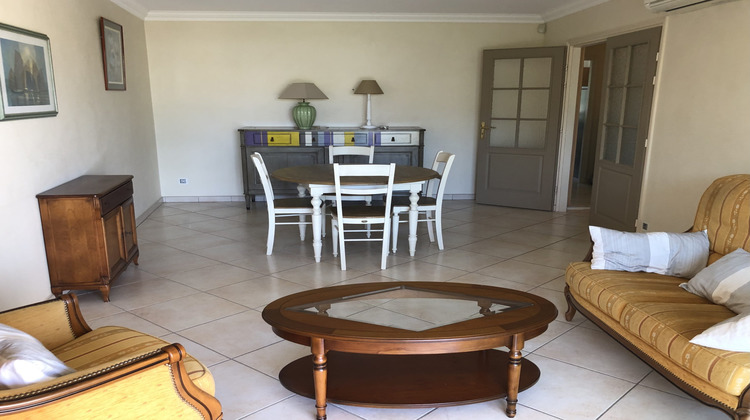 Ma-Cabane - Vente Appartement Sanary-sur-Mer, 77 m²