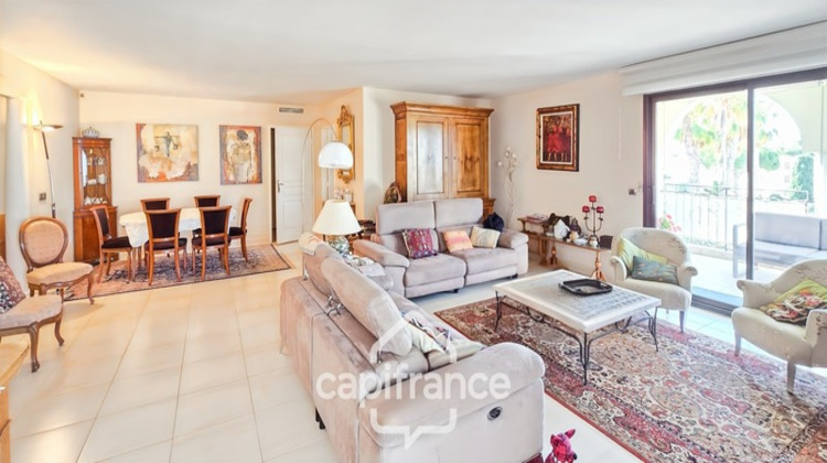 Ma-Cabane - Vente Appartement SANARY SUR MER, 130 m²