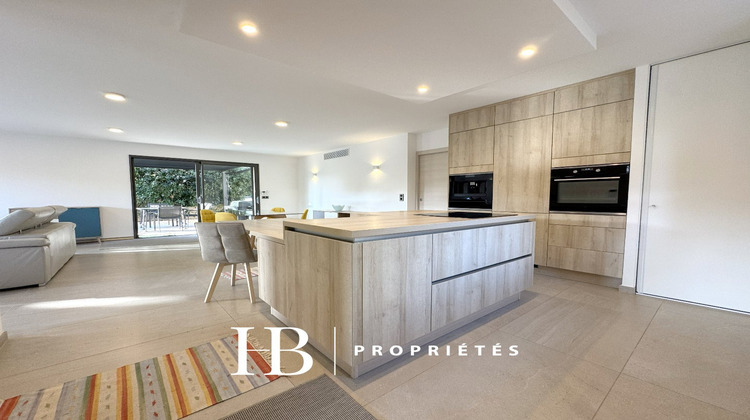 Ma-Cabane - Vente Appartement SANARY SUR MER, 118 m²