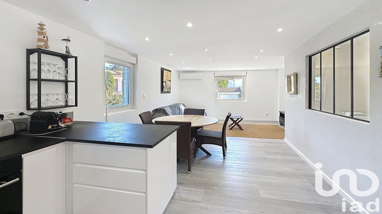 Ma-Cabane - Vente Appartement Sanary-sur-Mer, 46 m²