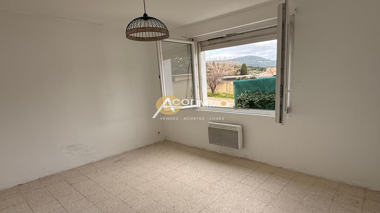 Ma-Cabane - Vente Appartement Sanary-sur-Mer, 59 m²