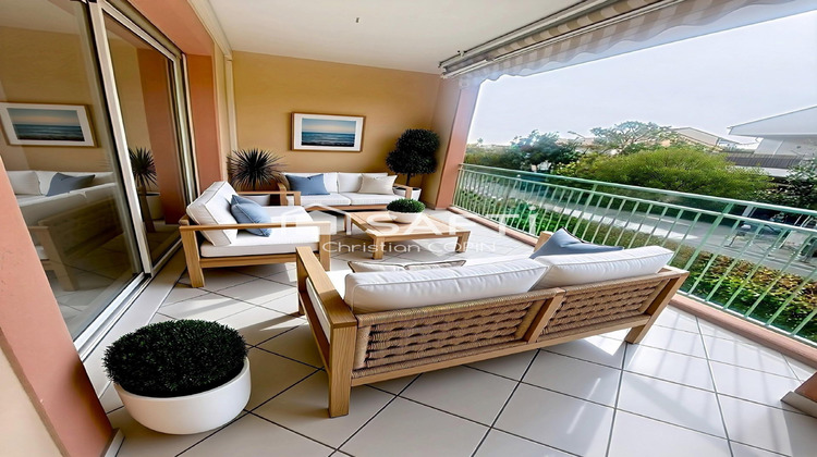 Ma-Cabane - Vente Appartement Sanary-sur-Mer, 117 m²