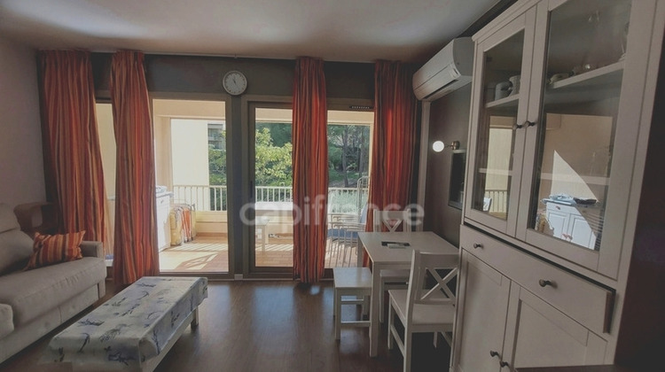 Ma-Cabane - Vente Appartement SANARY SUR MER, 31 m²