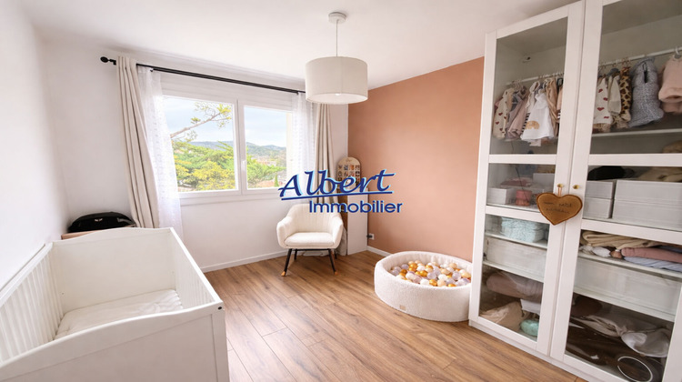 Ma-Cabane - Vente Appartement SANARY-SUR-MER, 61 m²