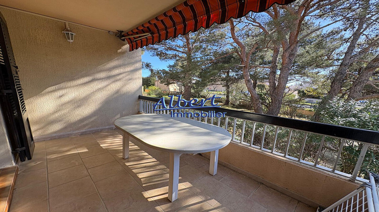 Ma-Cabane - Vente Appartement SANARY-SUR-MER, 62 m²