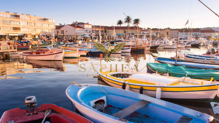 Ma-Cabane - Vente Appartement Sanary-sur-Mer, 140 m²