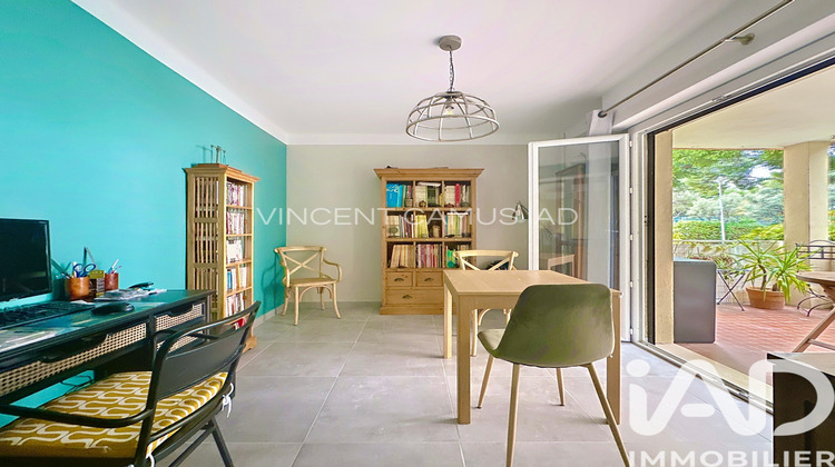 Ma-Cabane - Vente Appartement Sanary-sur-Mer, 75 m²