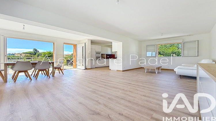 Ma-Cabane - Vente Appartement Sanary-sur-Mer, 93 m²