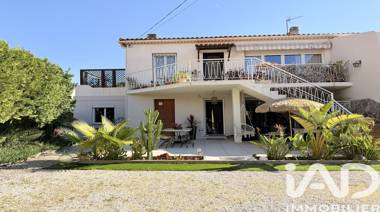 Ma-Cabane - Vente Appartement Sanary-sur-Mer, 108 m²