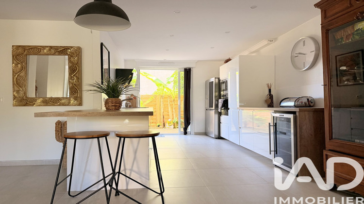 Ma-Cabane - Vente Appartement Sanary-sur-Mer, 108 m²