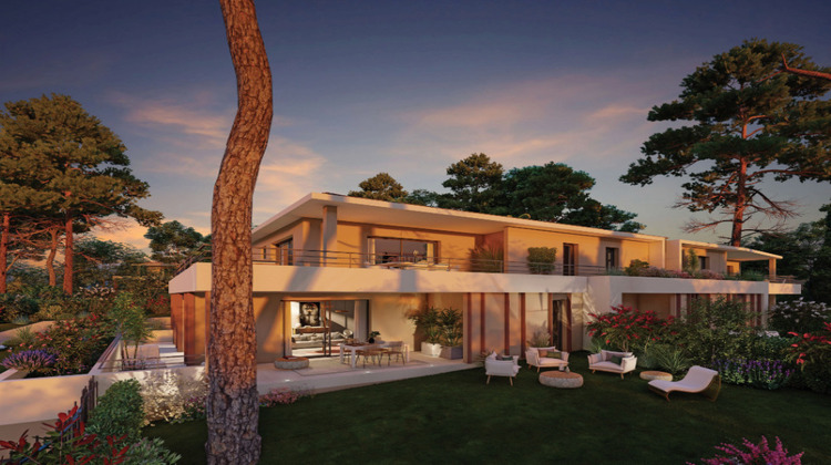 Ma-Cabane - Vente Appartement SANARY SUR MER, 149 m²