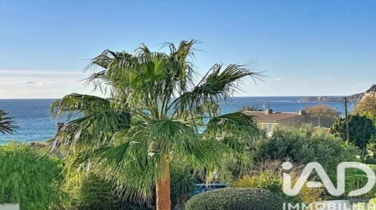 Ma-Cabane - Vente Appartement Sanary-sur-Mer, 118 m²