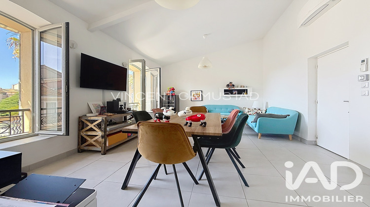 Ma-Cabane - Vente Appartement Sanary-sur-Mer, 72 m²