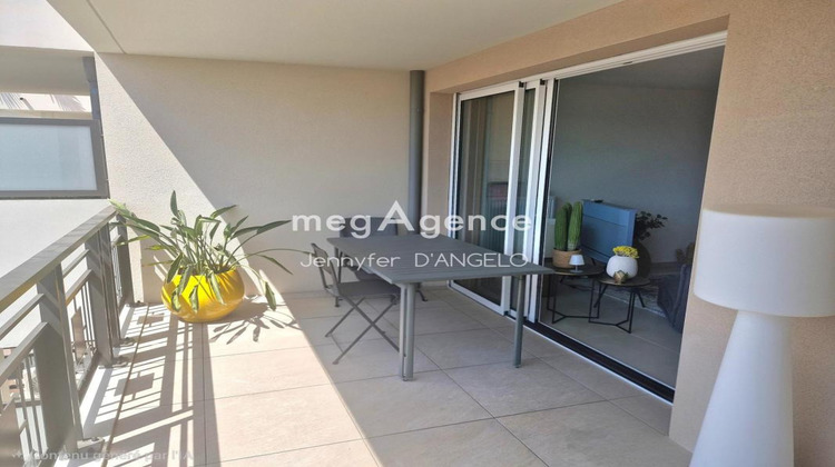 Ma-Cabane - Vente Appartement SANARY SUR MER, 65 m²