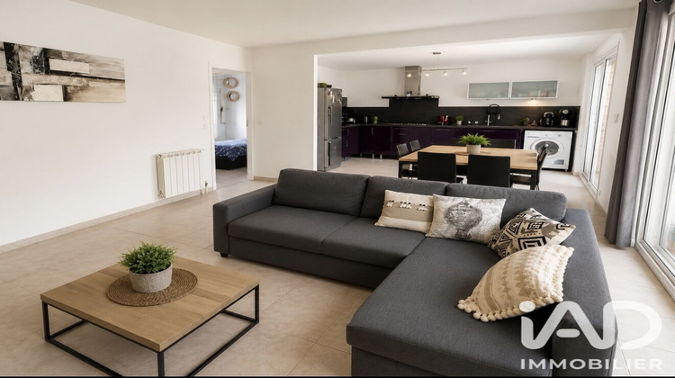 Ma-Cabane - Vente Appartement Sanary-sur-Mer, 53 m²