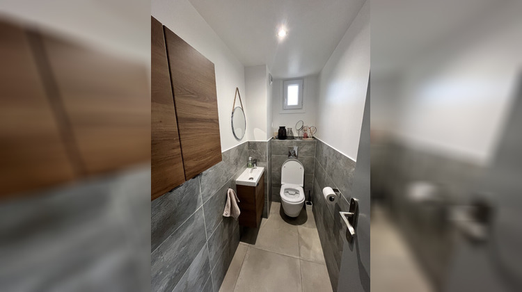 Ma-Cabane - Vente Appartement SANARY-SUR-MER, 64 m²