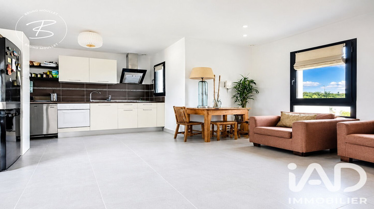 Ma-Cabane - Vente Appartement Sanary-sur-Mer, 53 m²