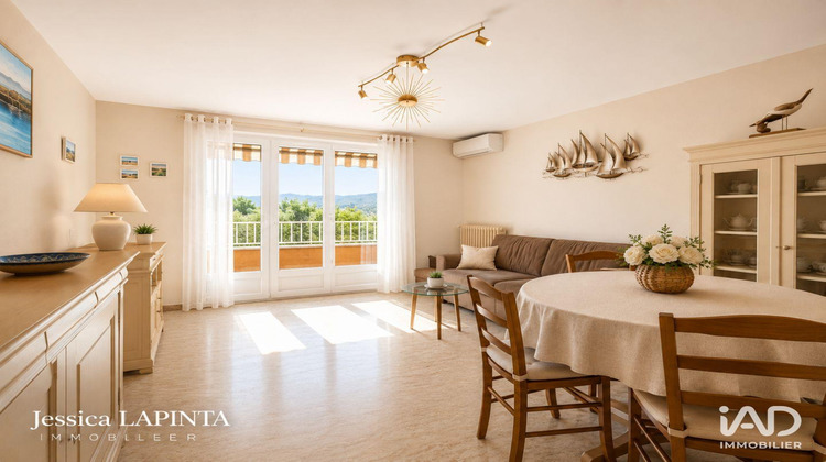Ma-Cabane - Vente Appartement Sanary-sur-Mer, 62 m²