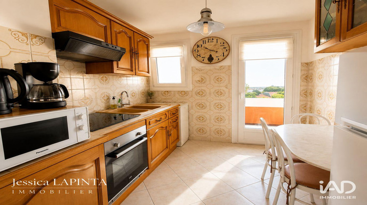 Ma-Cabane - Vente Appartement Sanary-sur-Mer, 62 m²
