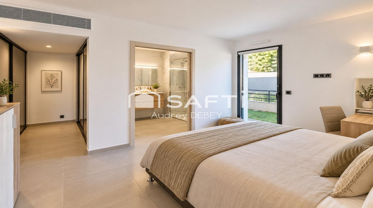 Ma-Cabane - Vente Appartement Sanary-sur-Mer, 118 m²