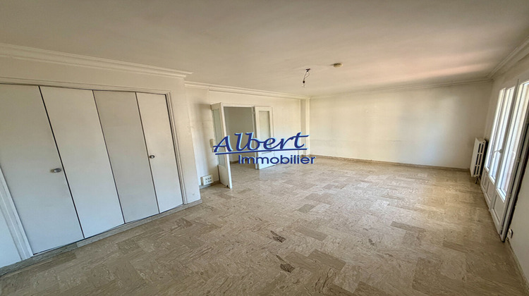 Ma-Cabane - Vente Appartement SANARY-SUR-MER, 65 m²