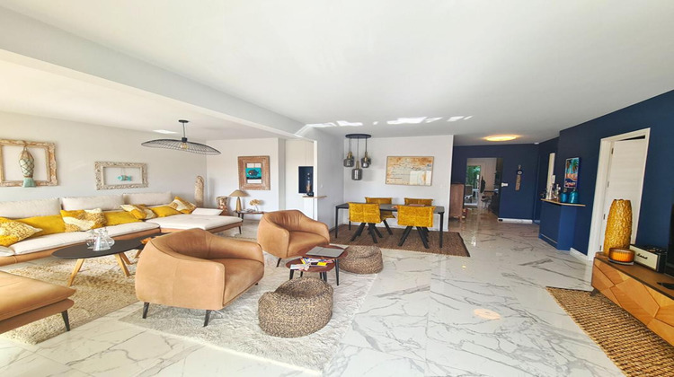 Ma-Cabane - Vente Appartement SANARY SUR MER, 91 m²