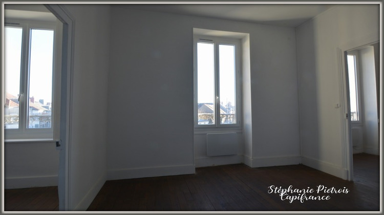 Ma-Cabane - Vente Appartement SANCOINS, 79 m²