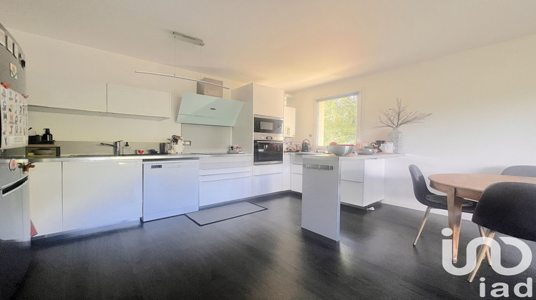 Ma-Cabane - Vente Appartement Santeny, 60 m²