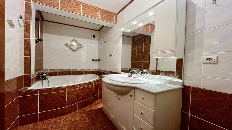 Ma-Cabane - Vente Appartement Sarreguemines, 69 m²