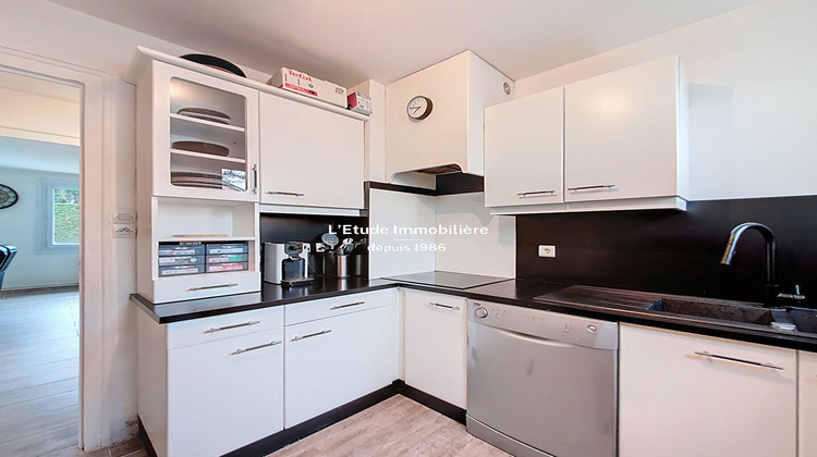 Ma-Cabane - Vente Appartement SATHONAY-CAMP, 62 m²