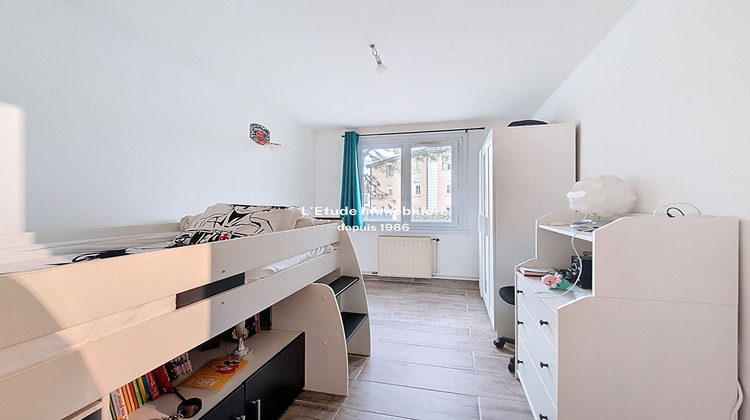 Ma-Cabane - Vente Appartement SATHONAY-CAMP, 62 m²