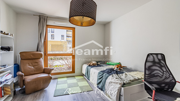 Ma-Cabane - Vente Appartement Sathonay-Camp, 75 m²