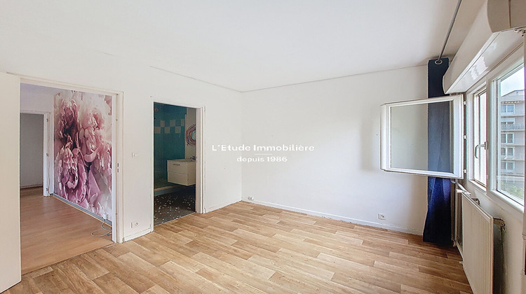 Ma-Cabane - Vente Appartement SATHONAY-CAMP, 48 m²