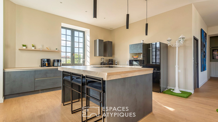 Ma-Cabane - Vente Appartement SATHONAY-CAMP, 136 m²