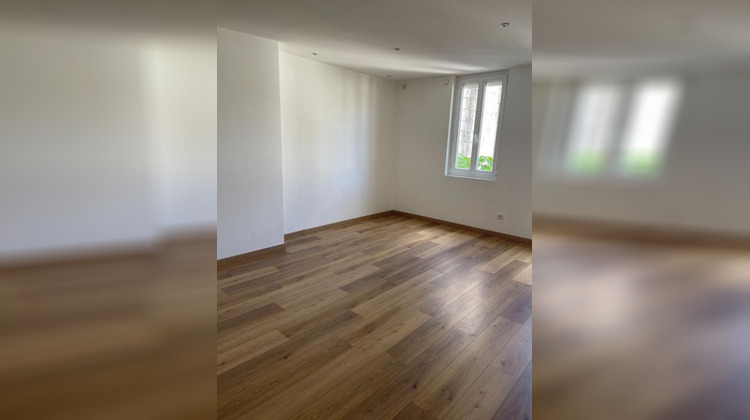 Ma-Cabane - Vente Appartement SAUMUR, 69 m²