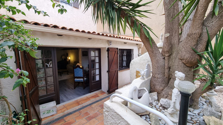 Ma-Cabane - Vente Appartement SAUSSET-LES-PINS, 68 m²