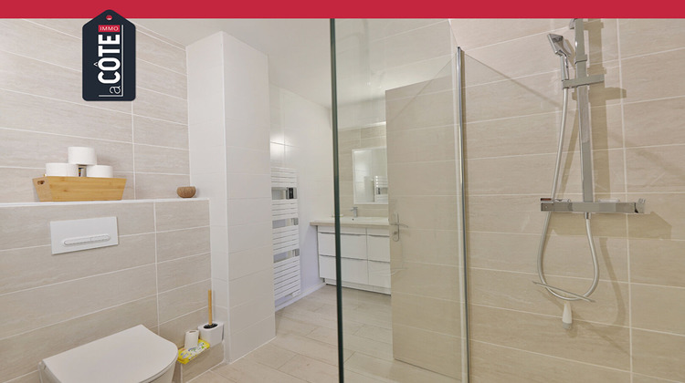 Ma-Cabane - Vente Appartement SAUSSET-LES-PINS, 85 m²