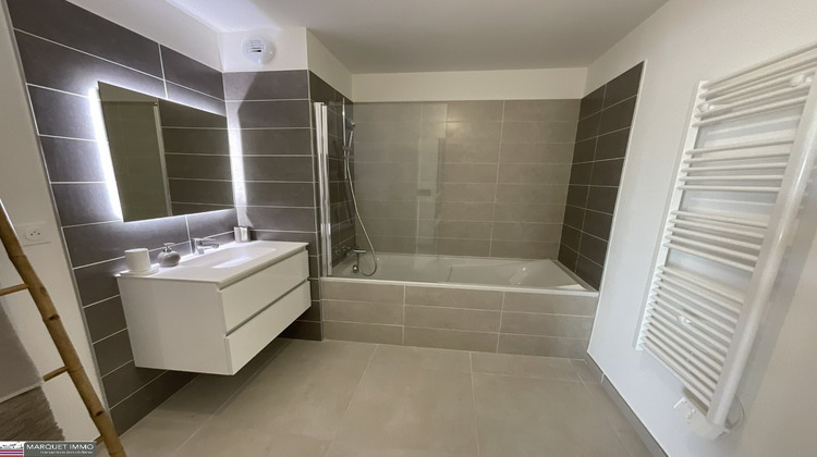 Ma-Cabane - Vente Appartement SAUVIAN, 66 m²