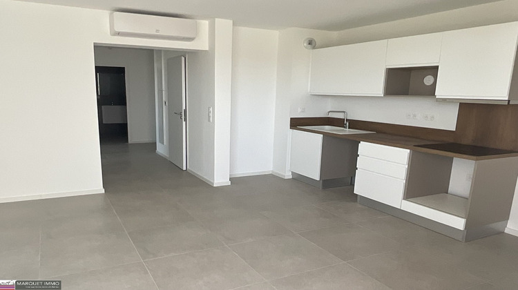 Ma-Cabane - Vente Appartement SAUVIAN, 66 m²