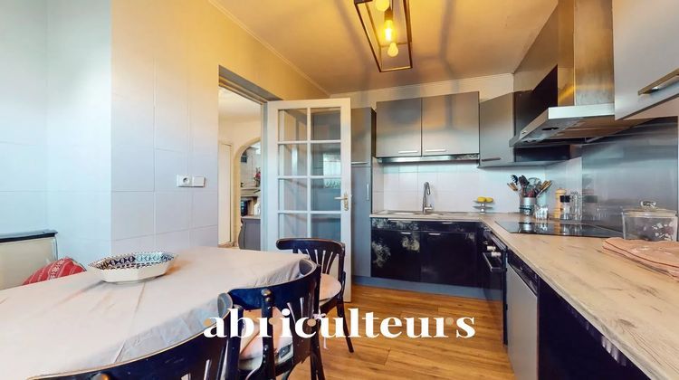 Ma-Cabane - Vente Appartement Savigny-le-Temple, 140 m²