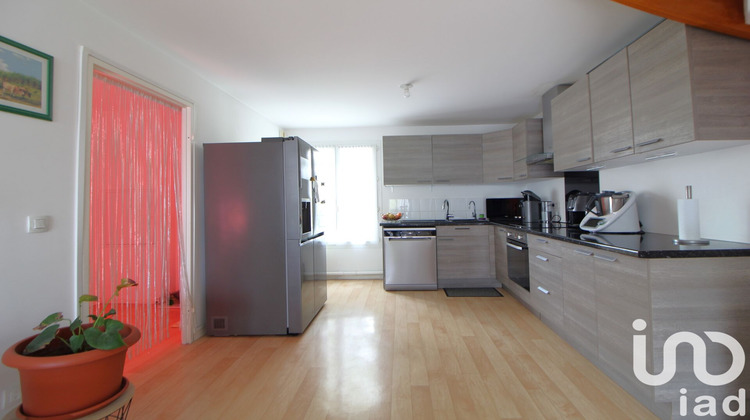 Ma-Cabane - Vente Appartement Savigny-le-Temple, 67 m²