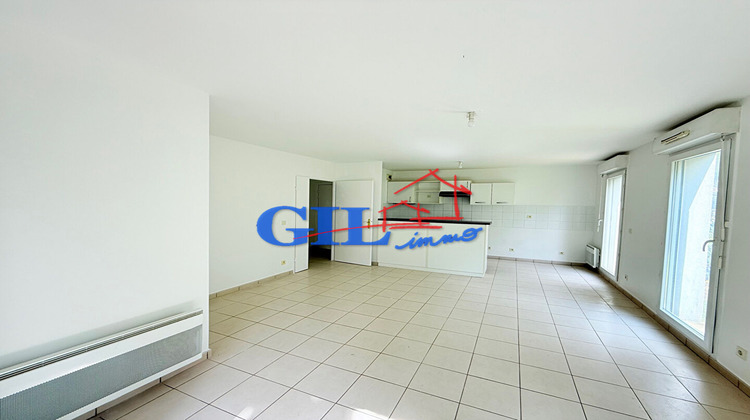 Ma-Cabane - Vente Appartement SAVIGNY-LE-TEMPLE, 63 m²