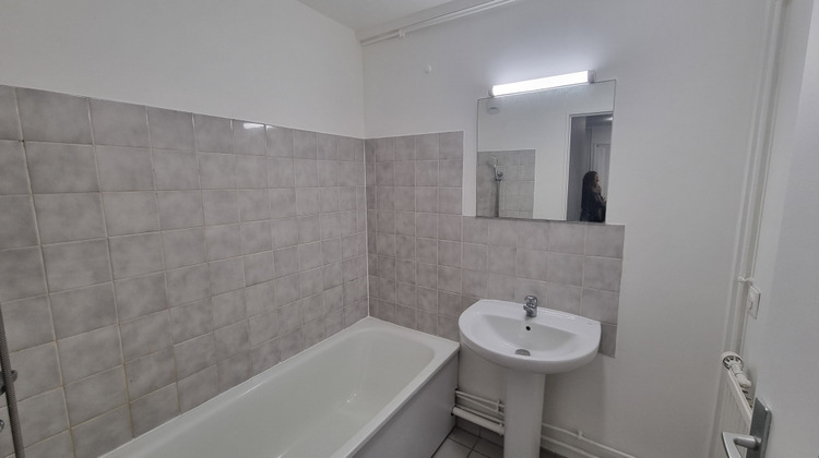 Ma-Cabane - Vente Appartement SAVIGNY-LE-TEMPLE, 47 m²